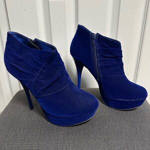 Cupid Cobalt Blue Velvet Heeled Ankle Boot Size 10